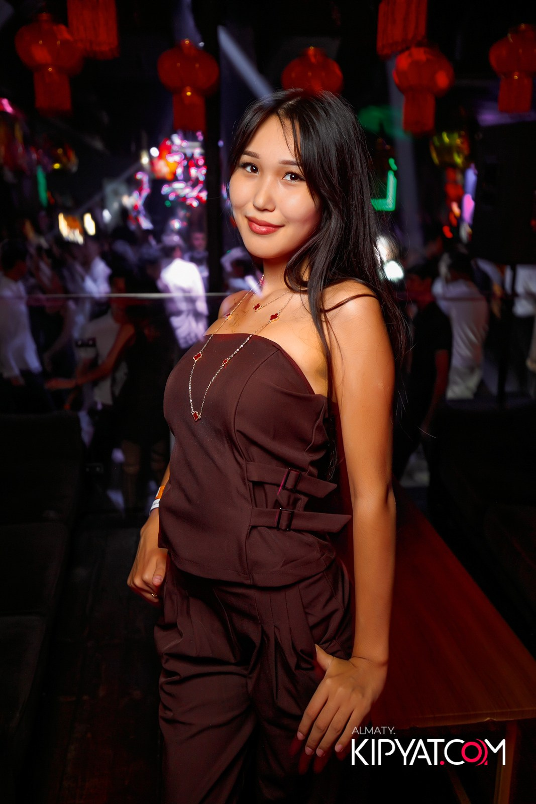 UYAT EMES BAR. КИПЯТКОМ АЛМАТЫ!