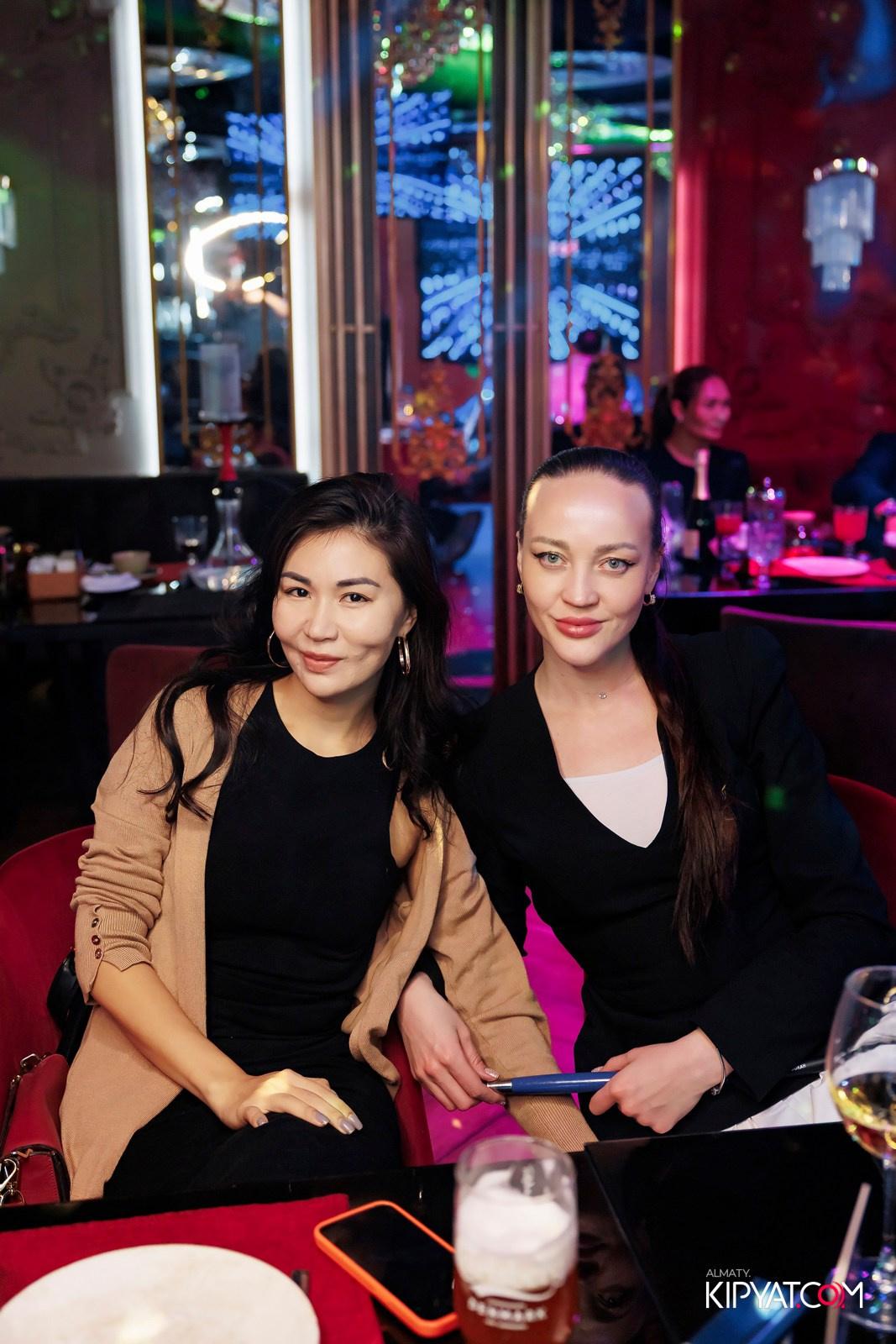 ЗАЯ, НА БИС. КИПЯТКОМ АЛМАТЫ!