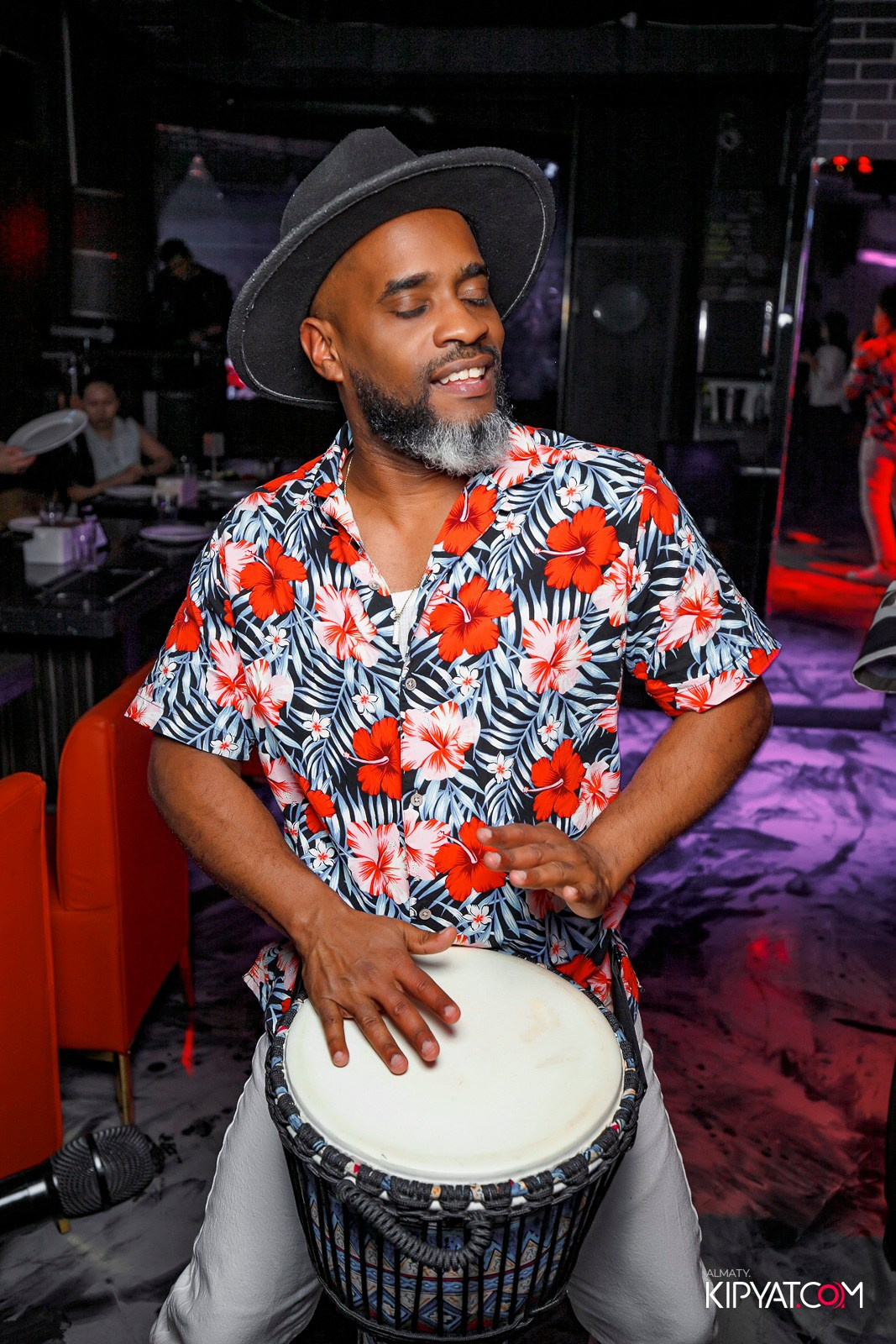 KAPAOKE DOREMI. КИПЯТКОМ АЛМАТЫ! Фотосъемка мероприятий в Алматы