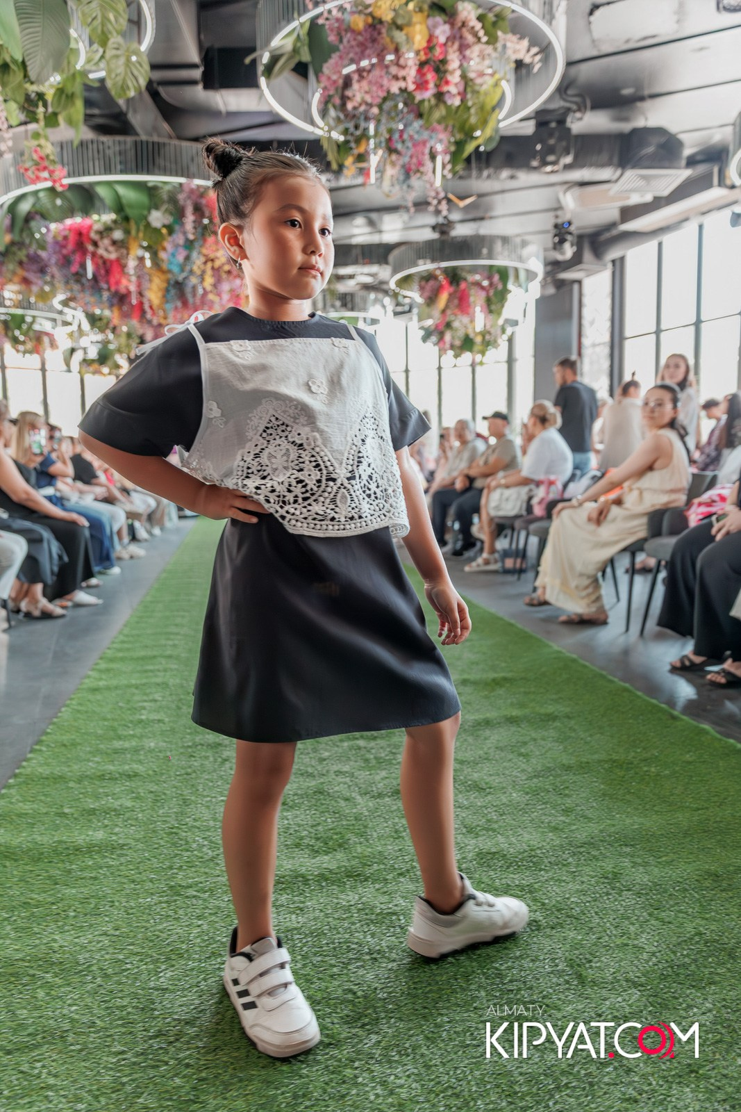 PROM KIDS FASHION SHOW. КИПЯТКОМ АЛМАТЫ!