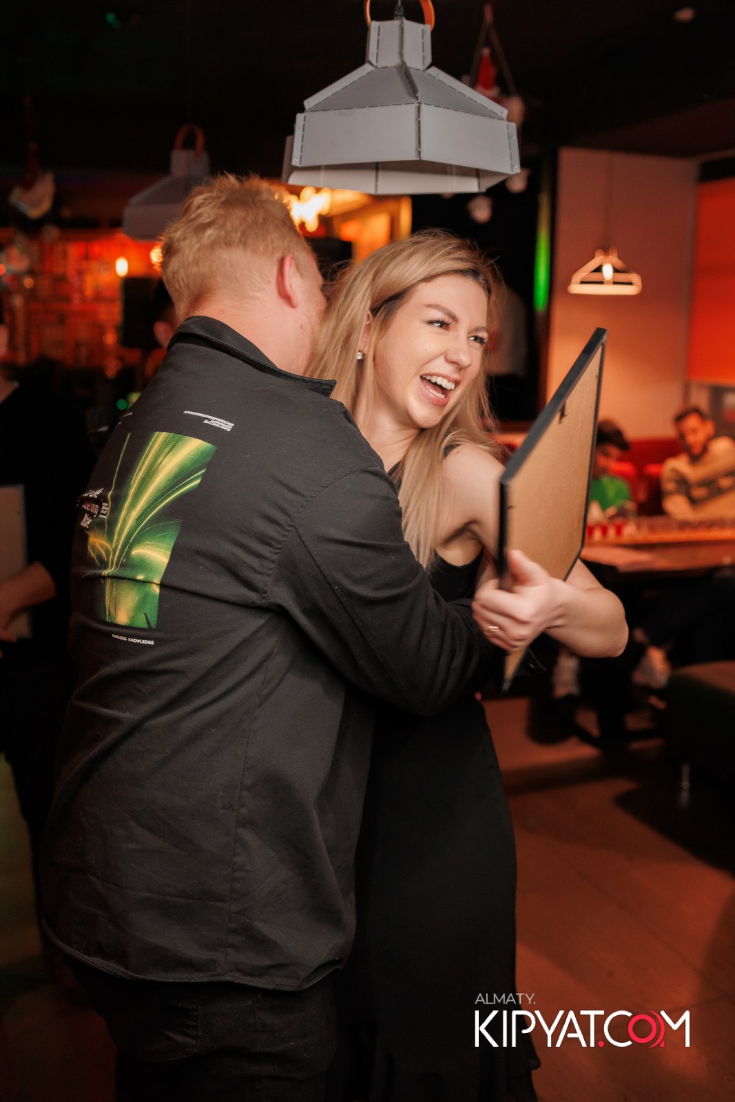 ШАШЛЫКОФФ. КИПЯТКОМ АЛМАТЫ!