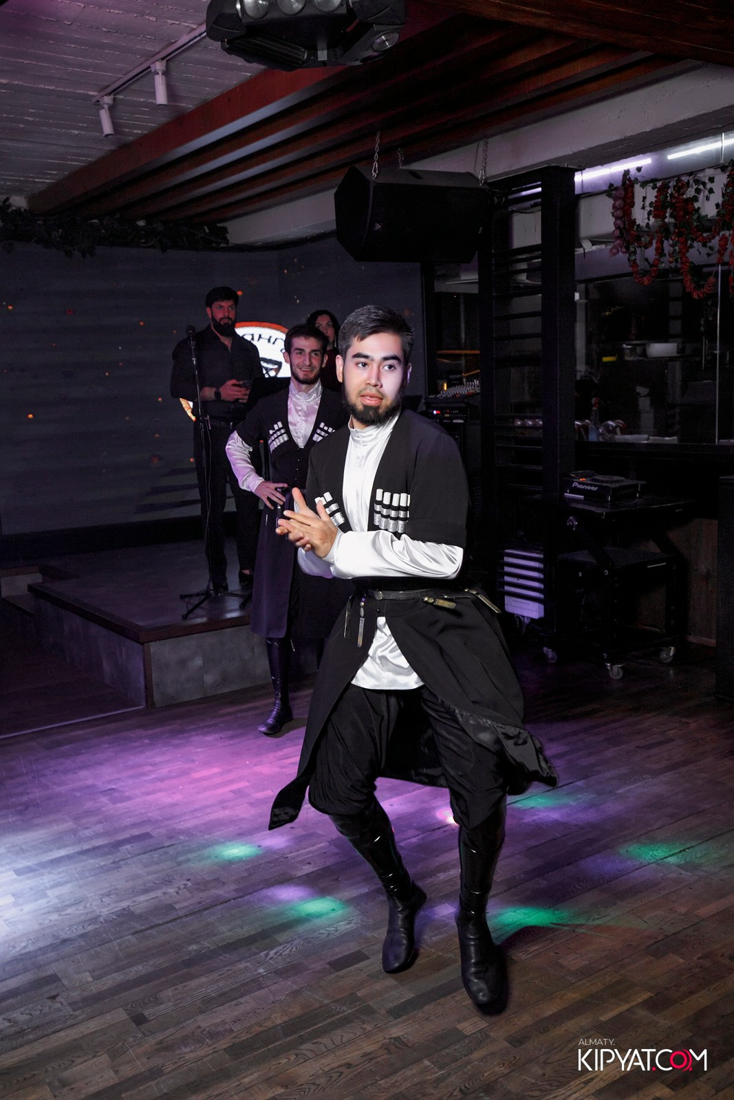 ВАХТАНГУРИ. КИПЯТКОМ АЛМАТЫ!