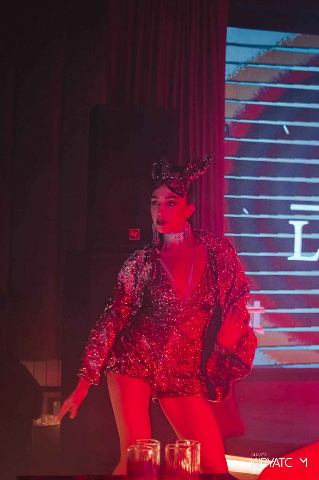 LAUREATE GRANDE CAFE. КИПЯТКОМ АЛМАТЫ!