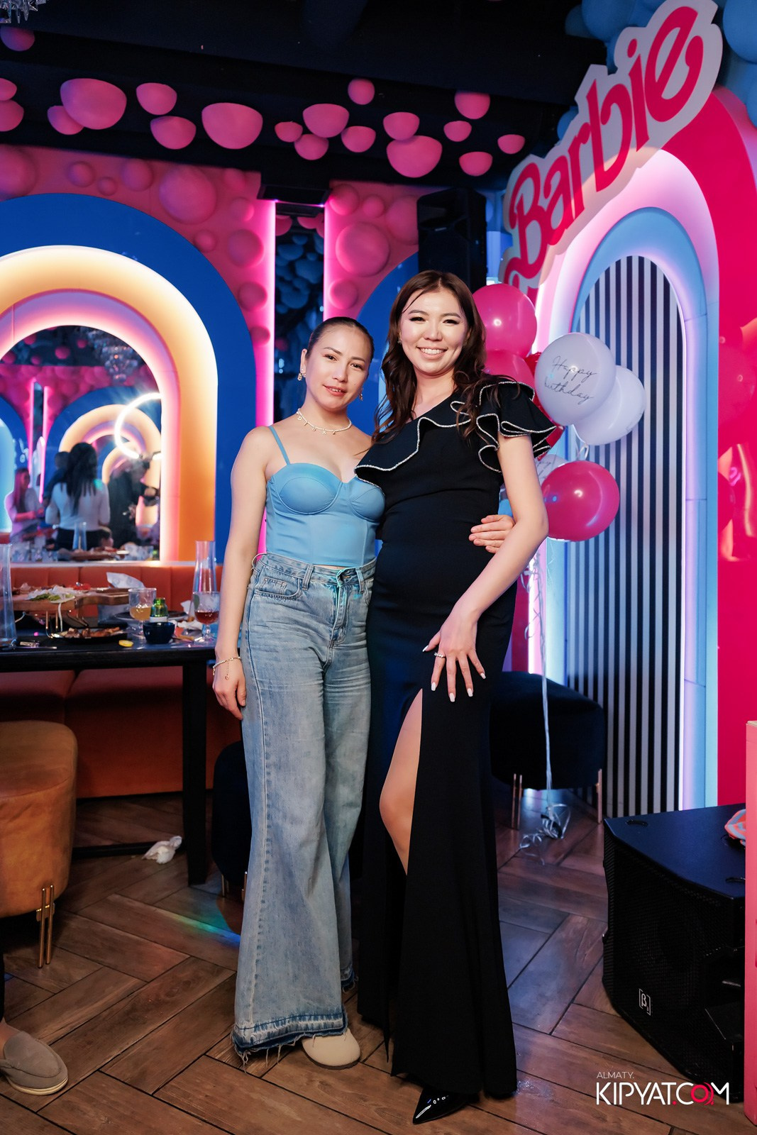 ЗАЯ, НА БИС. КИПЯТКОМ АЛМАТЫ!