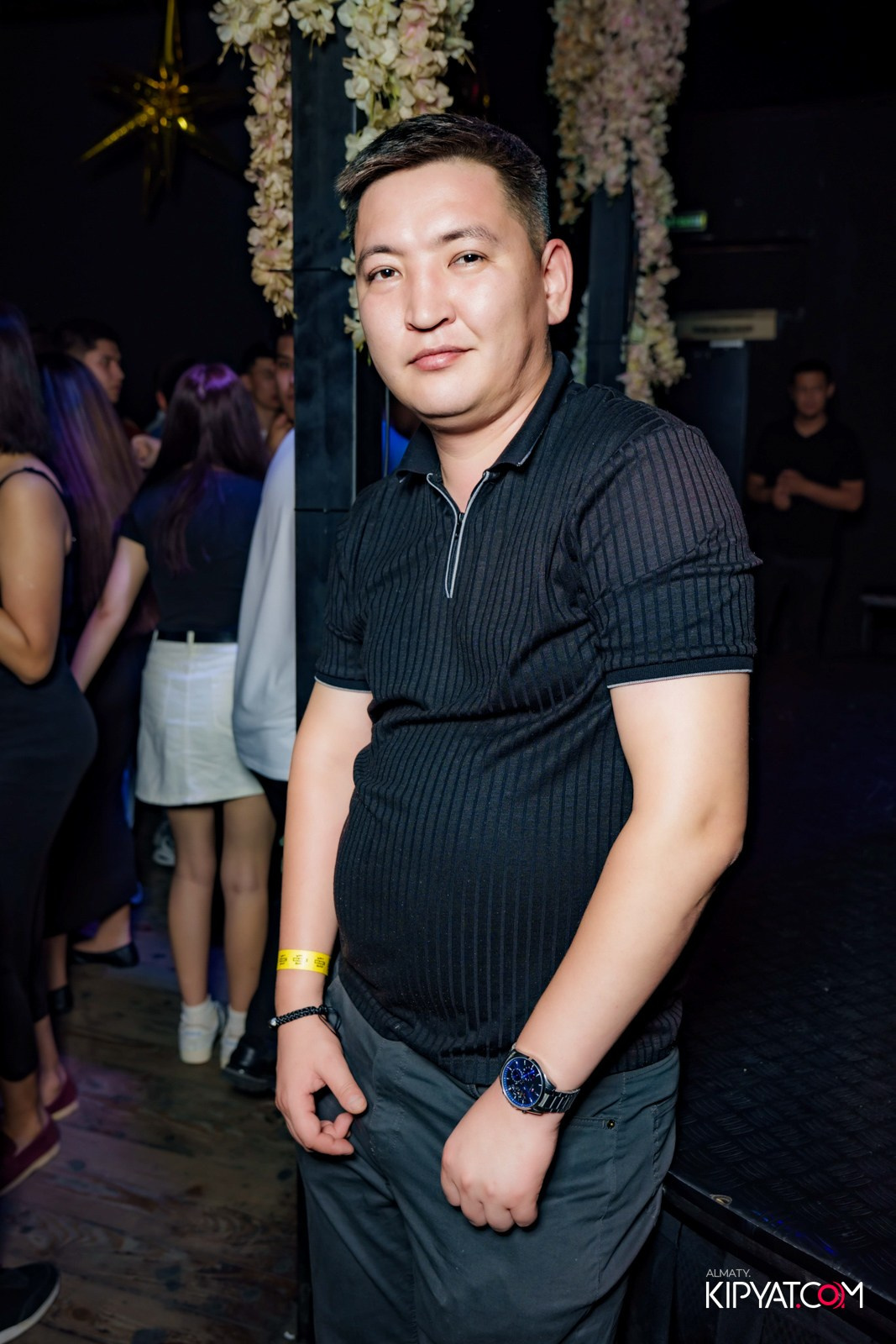 UYAT EMES BAR. КИПЯТКОМ АЛМАТЫ!