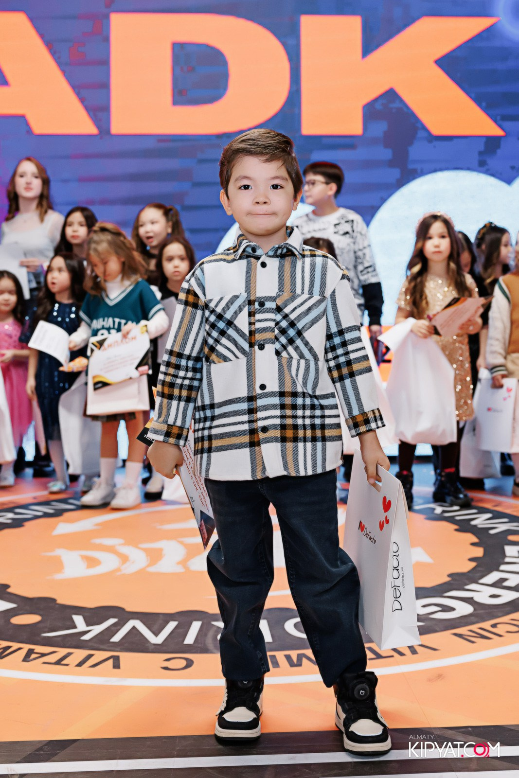 ДЕТСКИЙ МОДНЫЙ ПОКАЗ ОТ МОДЕЛЬНОГО АГЕНТСТВА «KIDSFACE». КИПЯТКОМ АЛМАТЫ!