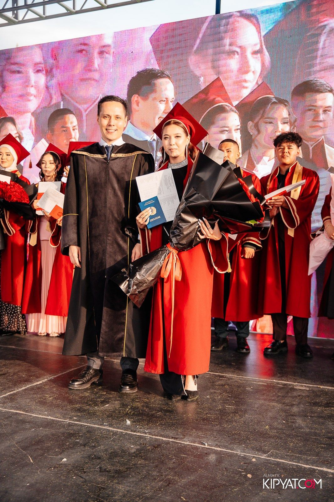 ВРУЧЕНИЕ ДИПЛОМОВ — НАРХОЗ КОЛЛЕДЖ. Part 4. КИПЯТКОМ АЛМАТЫ!