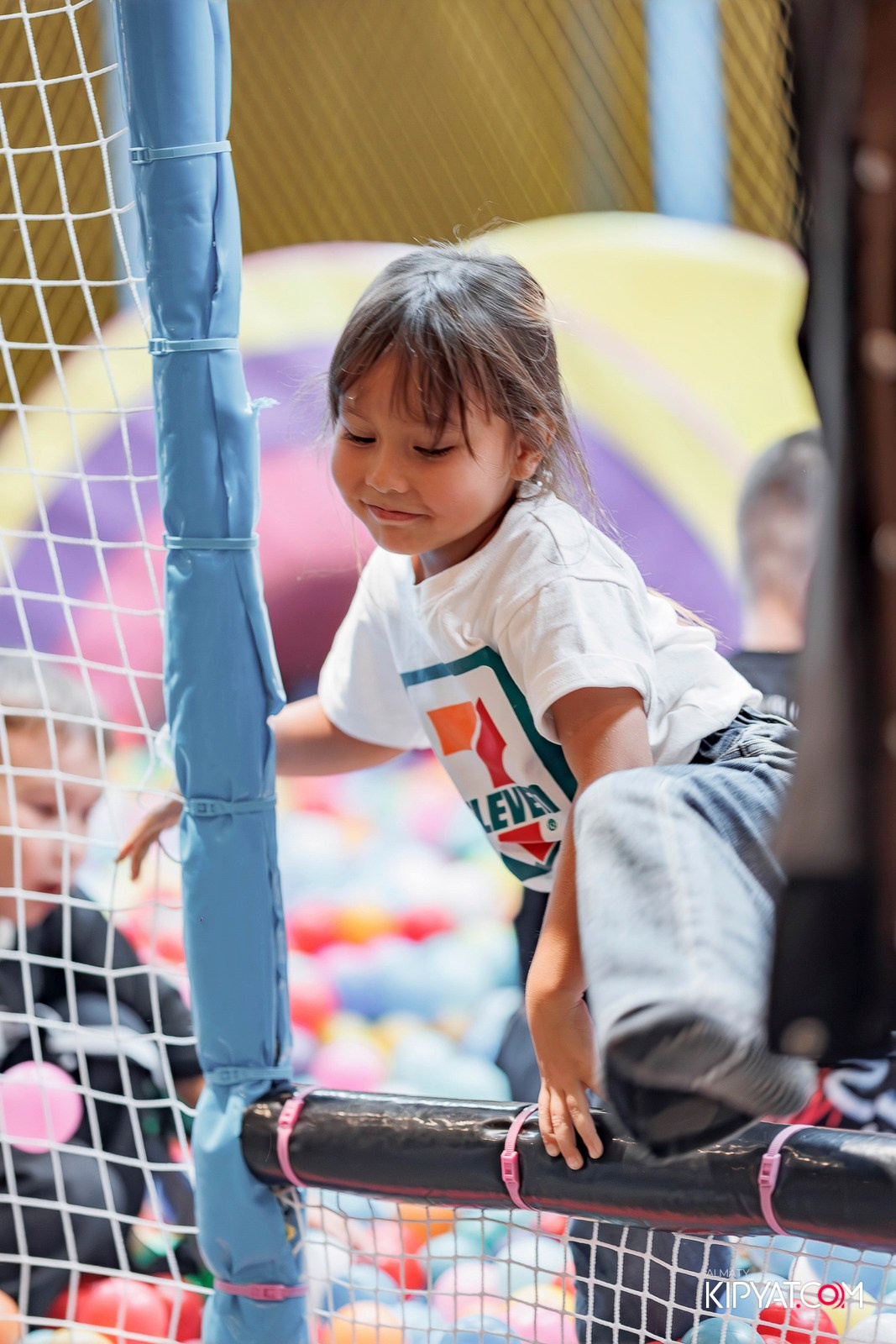 HALLOWEEN В KINDER BOOM. КИПЯТКОМ АЛМАТЫ!