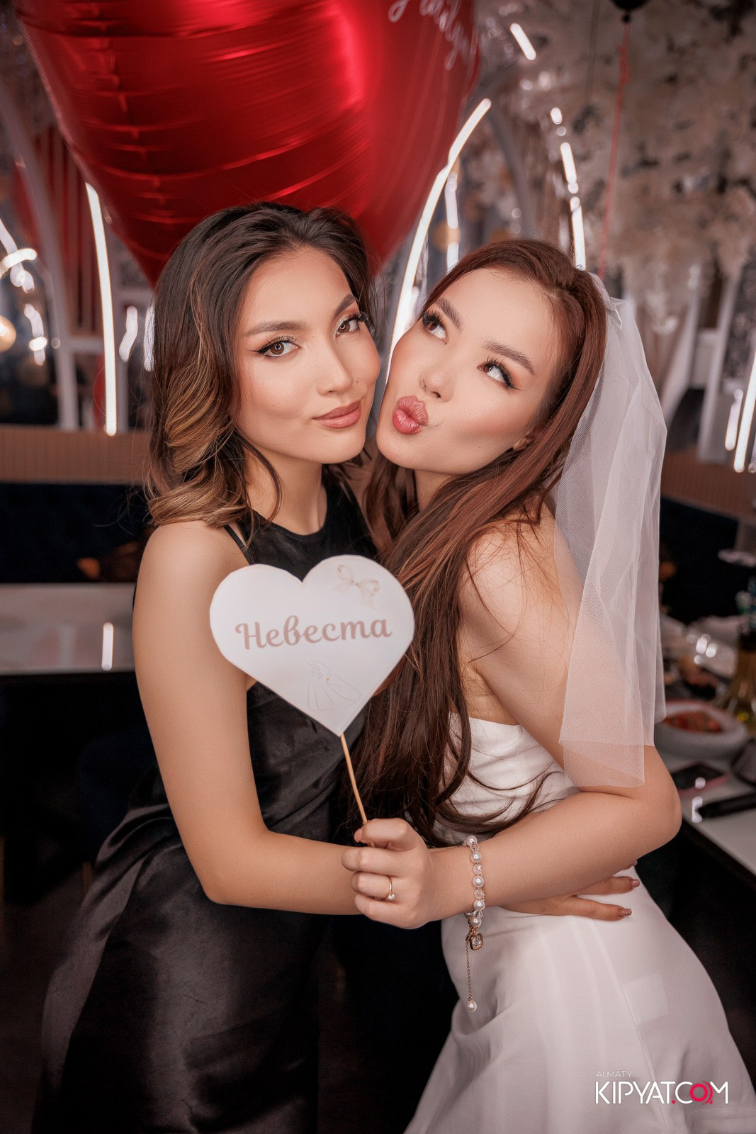 MOOD KARAOKE & TERRACE. КИПЯТКОМ АЛМАТЫ!