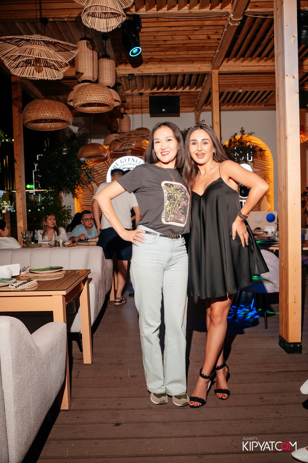 MOOD KARAOKE & TERRACE. КИПЯТКОМ АЛМАТЫ! Фотосъемка мероприятий в Алматы