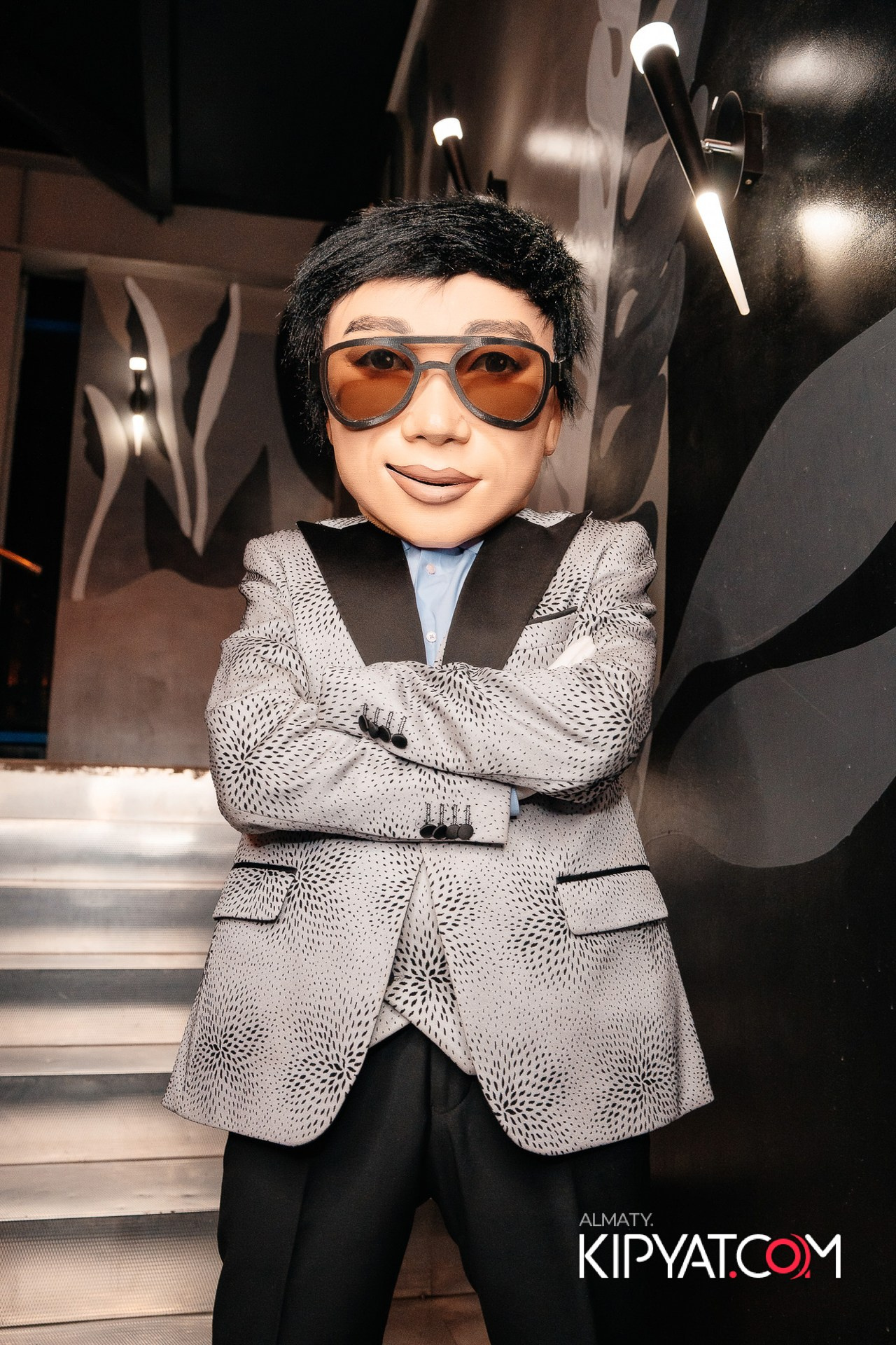 ДОРОГАЯ, Я НА ПИЛ. КИПЯТКОМ АЛМАТЫ!