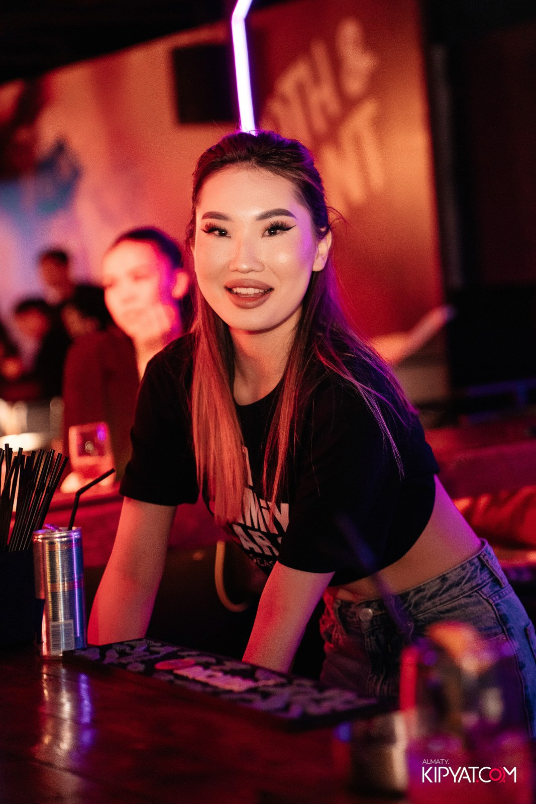 SKY BAR. КИПЯТКОМ АЛМАТЫ!