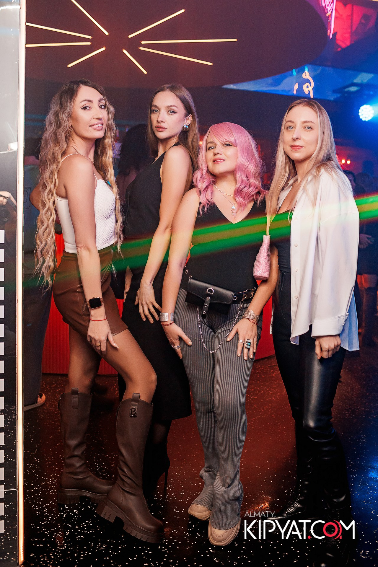 SANTA BARBARA — ВЫСТУПЛЕНИЕ ГРУППЫ REFLEX. КИПЯТКОМ АЛМАТЫ!