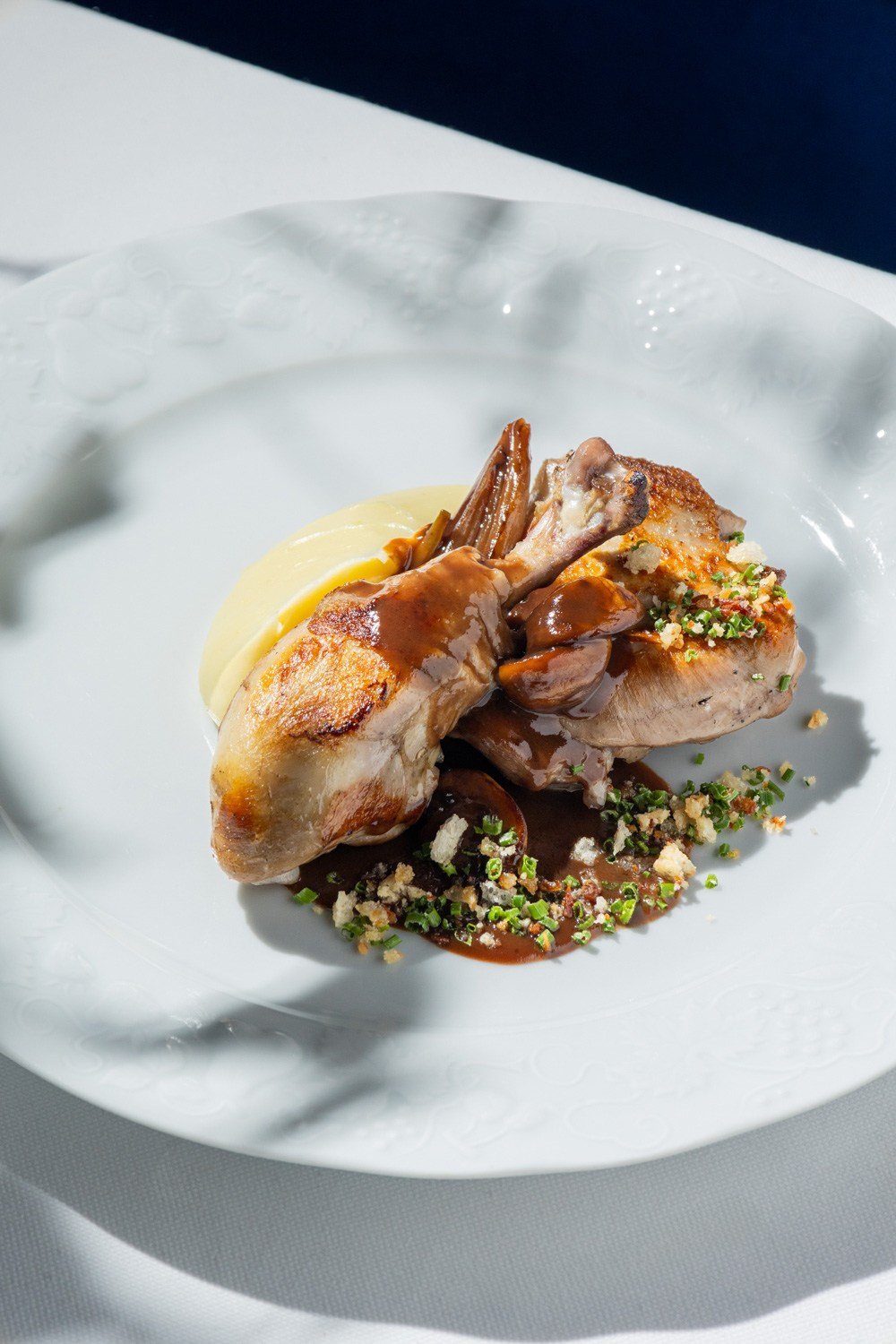 Bellevue. Night2Day Санкт-Петербург