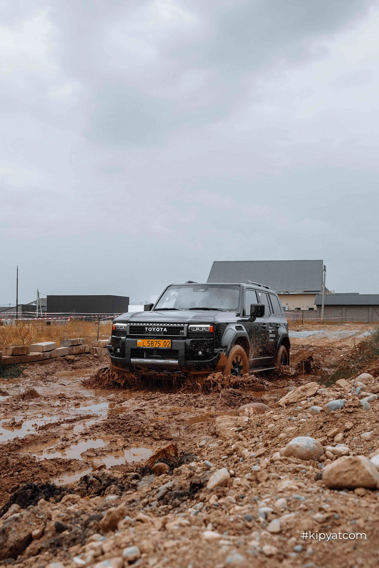 Test Drive TOYOTA CAMRY 80