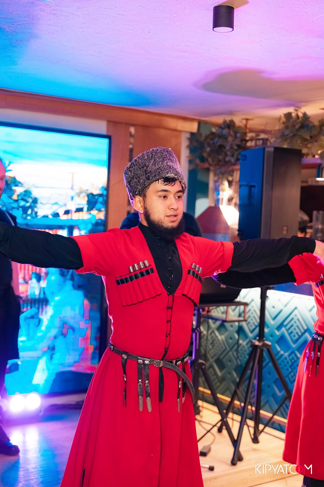 MODI RESTORANCHIK. КИПЯТКОМ АЛМАТЫ!