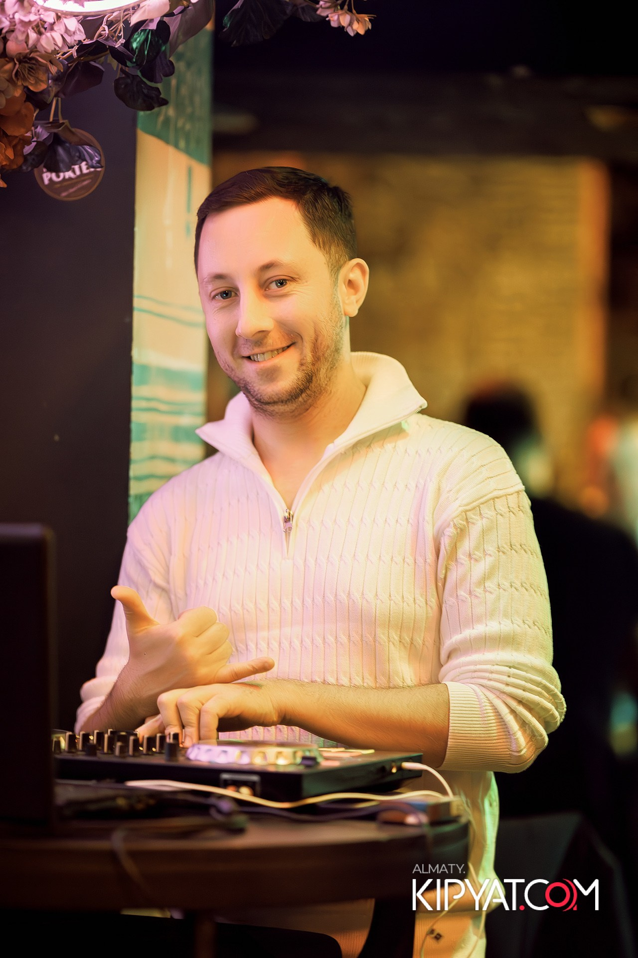 VICTORY MEXICAN AND WILD. КИПЯТКОМ АЛМАТЫ!