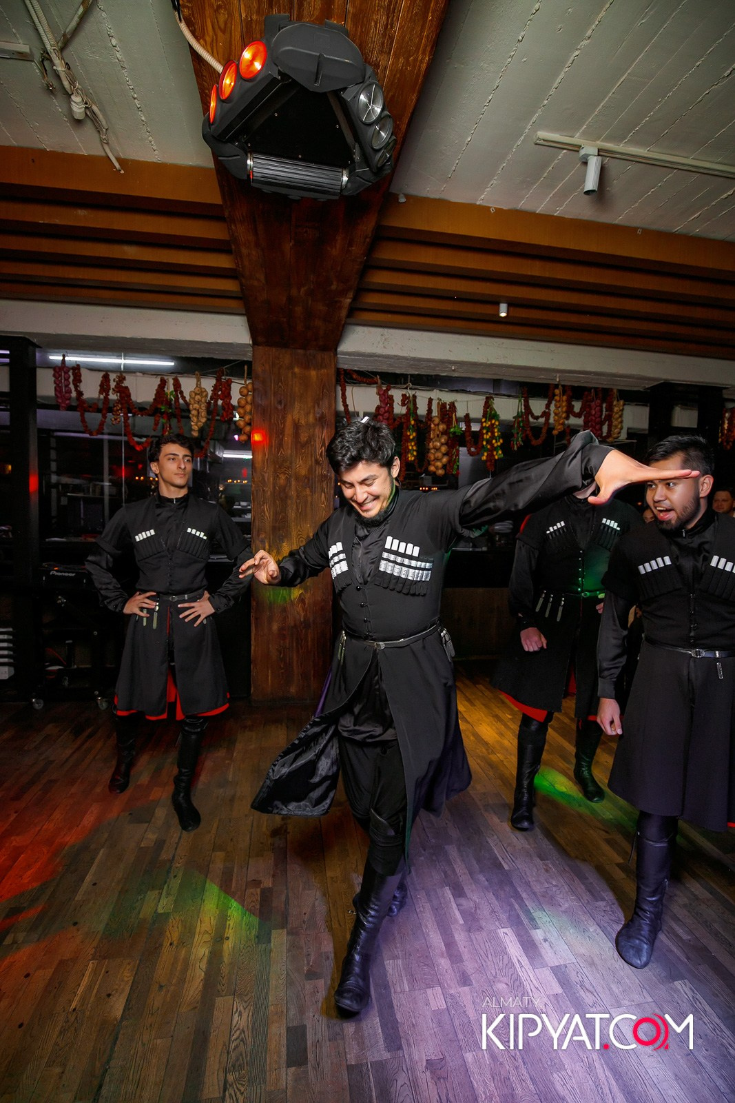 ВАХТАНГУРИ. КИПЯТКОМ АЛМАТЫ!