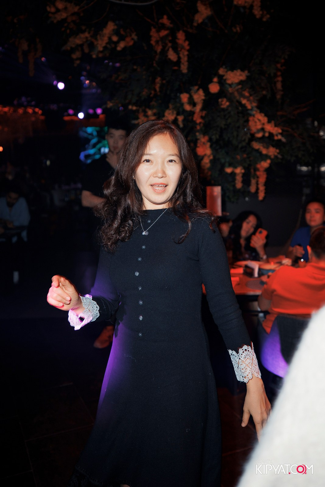 FRIENDS BAR & TERRACE. КИПЯТКОМ АЛМАТЫ!