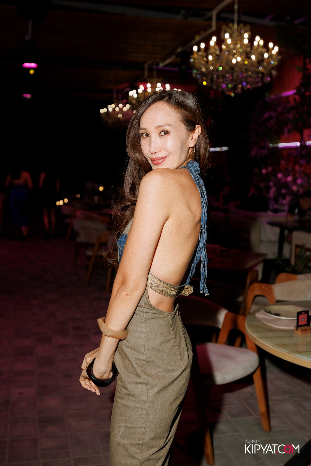 FRIENDS BAR & TERRACE. КИПЯТКОМ АЛМАТЫ! Фотосъемка мероприятий в Алматы