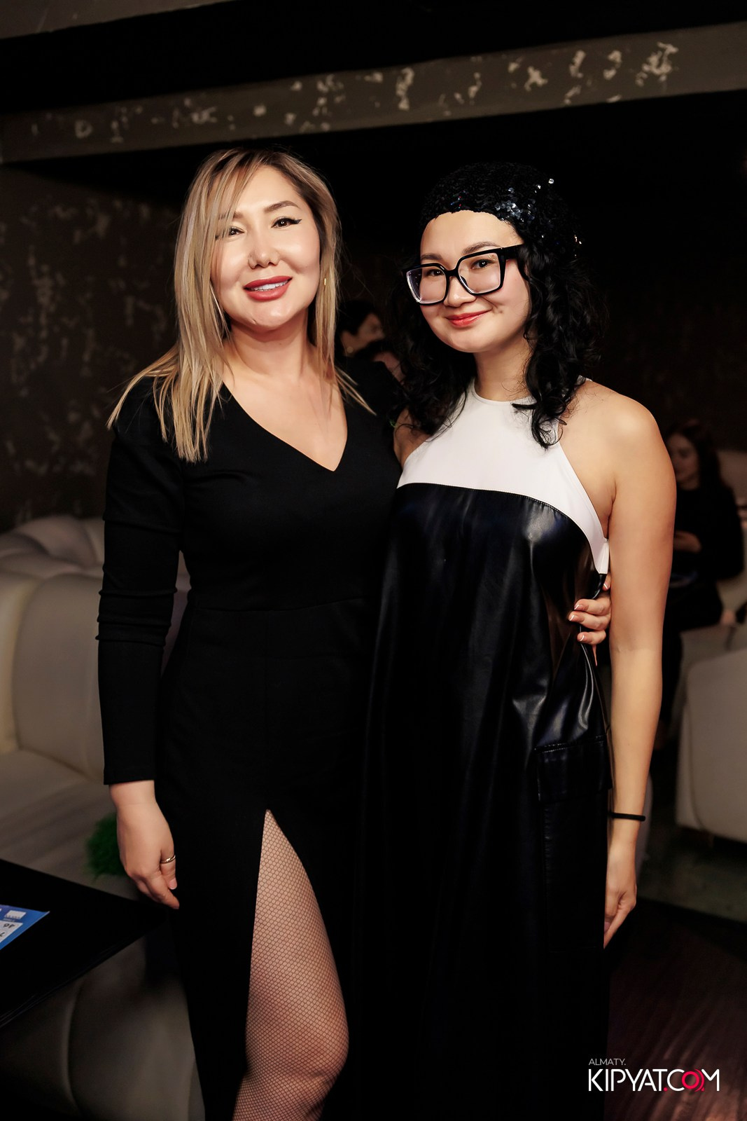 МУЗЫКАЛЬНОЕ ЛОТО В HIT RETRO. КИПЯТКОМ АЛМАТЫ! Фотосъемка мероприятий в Алматы