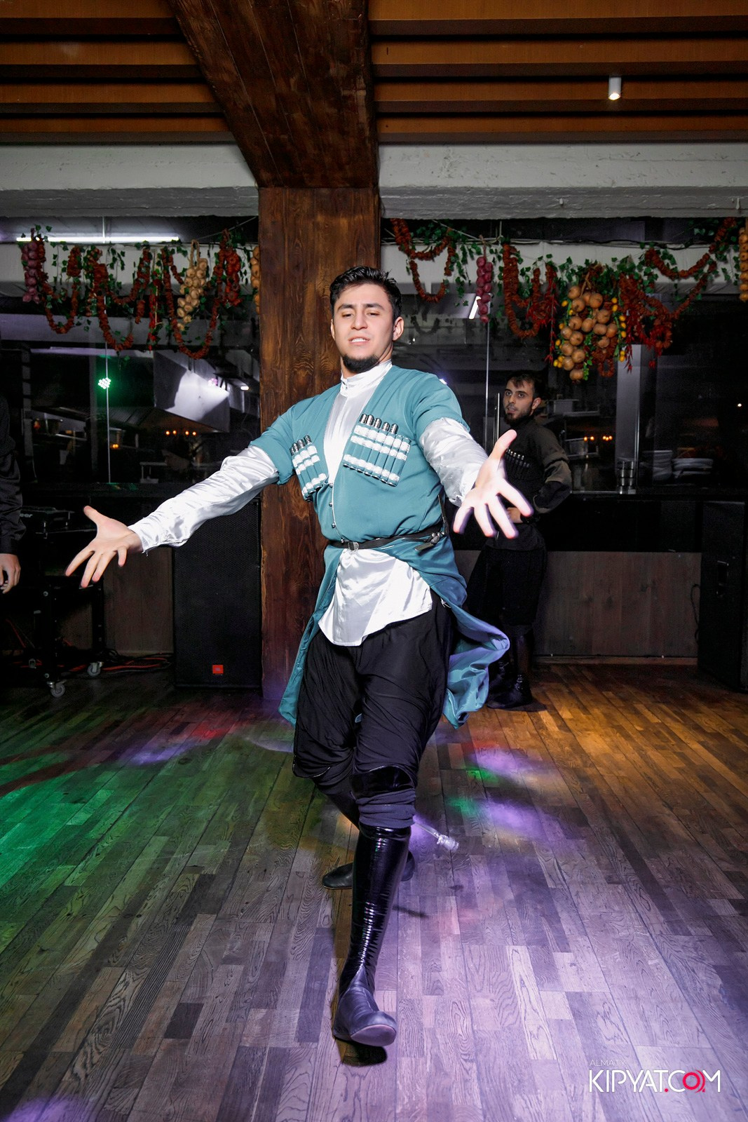 ВАХТАНГУРИ. КИПЯТКОМ АЛМАТЫ!