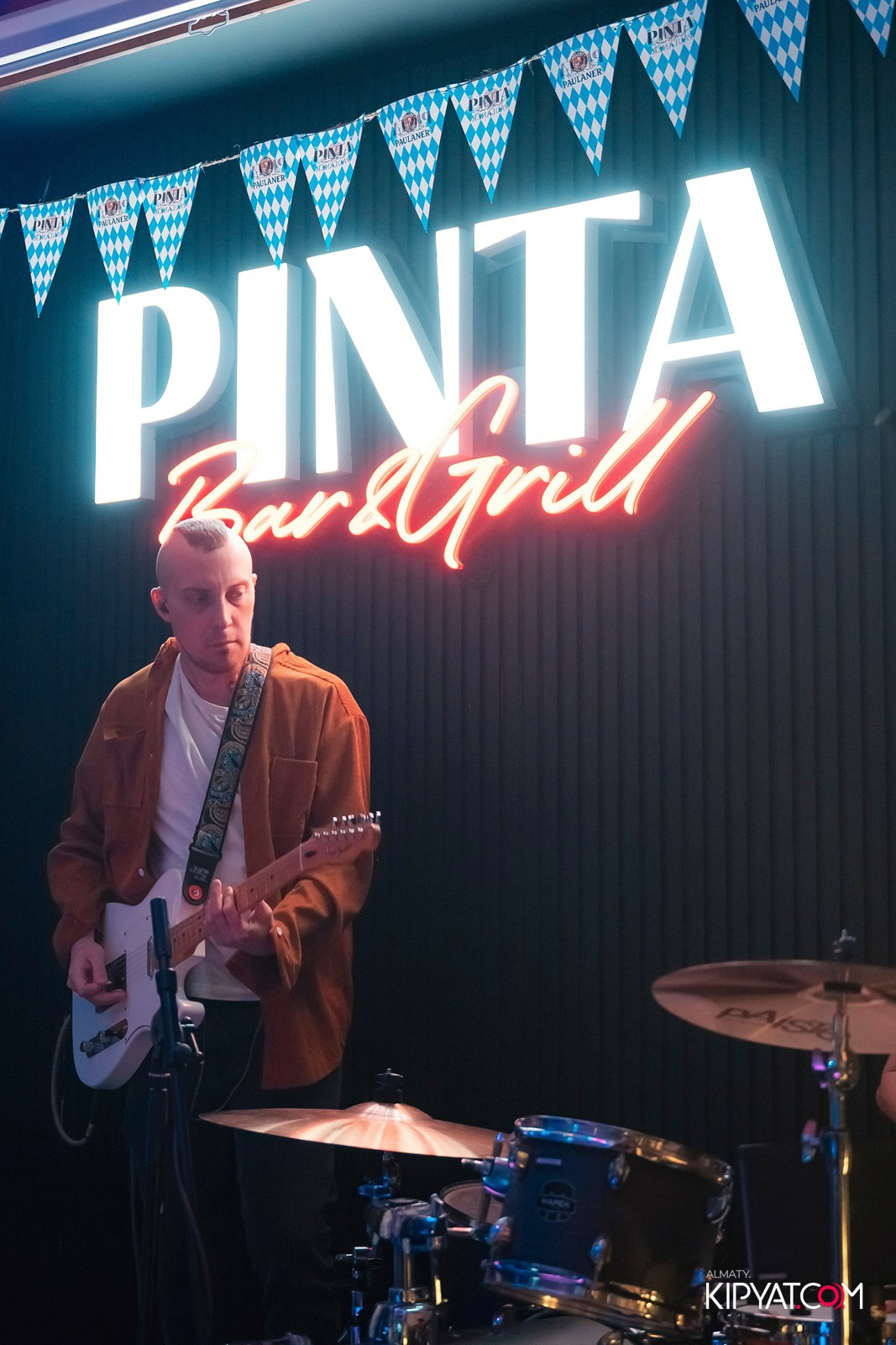 OKTOBERFEST — ПИНТА НА ГОГОЛЯ. КИПЯТКОМ АЛМАТЫ!