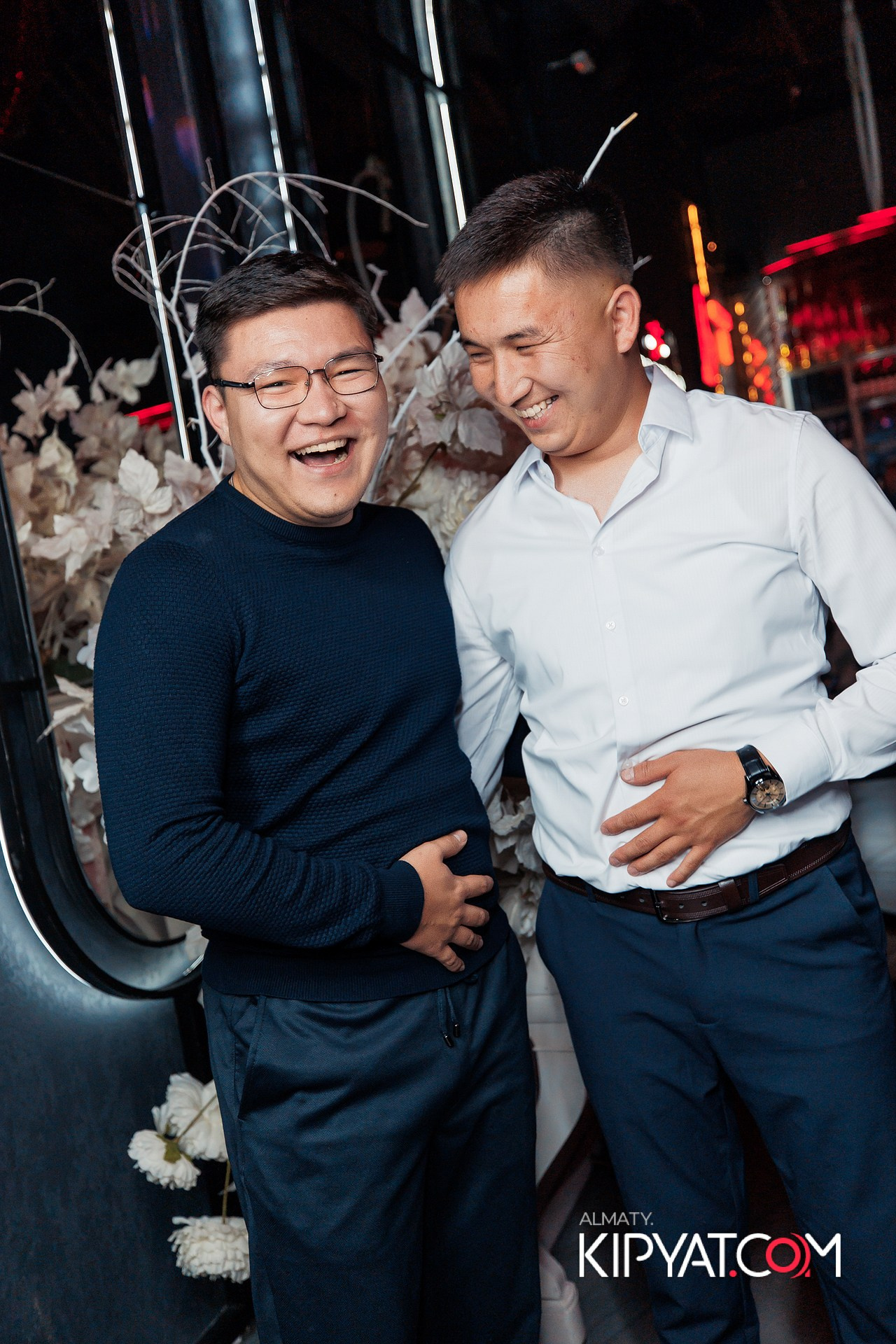 Friends bar & terrace. КИПЯТКОМ АЛМАТЫ! Фотосъемка мероприятий в Алматы