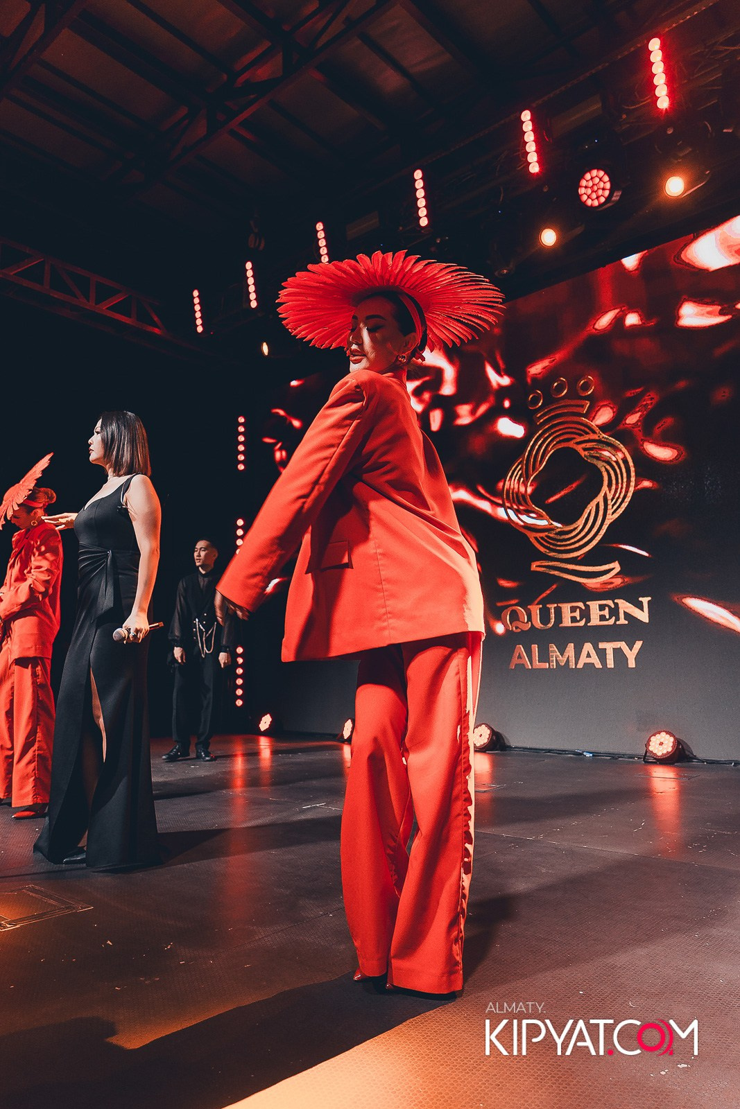 QUEEN. КИПЯТКОМ АЛМАТЫ!