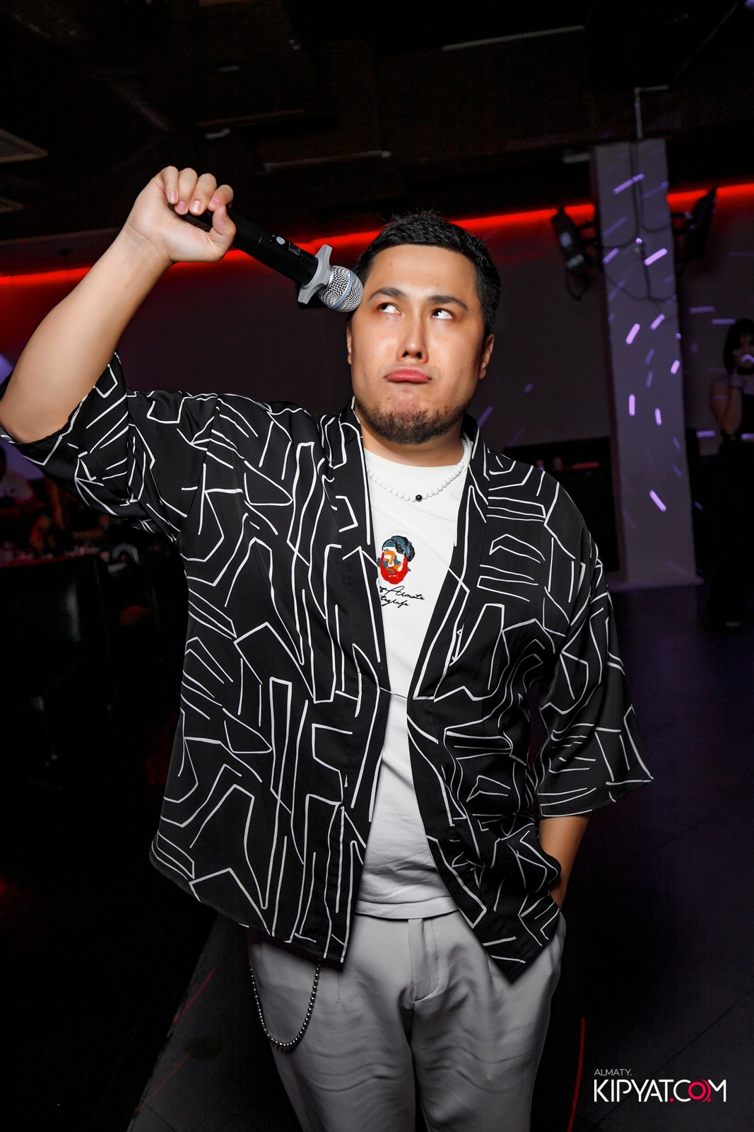 ОФИЦИАЛЬНОЕ ОТКРЫТИЕ SVOY BAR. КИПЯТКОМ АЛМАТЫ!