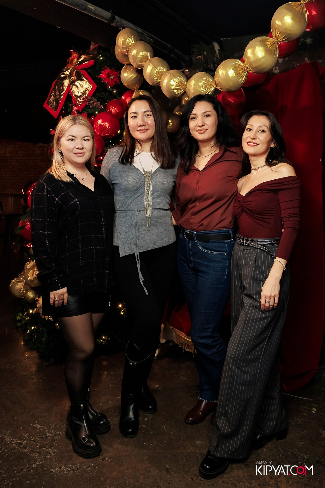 МУЗЫКАЛЬНОЕ ЛОТО В HIT RETRO. КИПЯТКОМ АЛМАТЫ! Фотосъемка мероприятий в Алматы