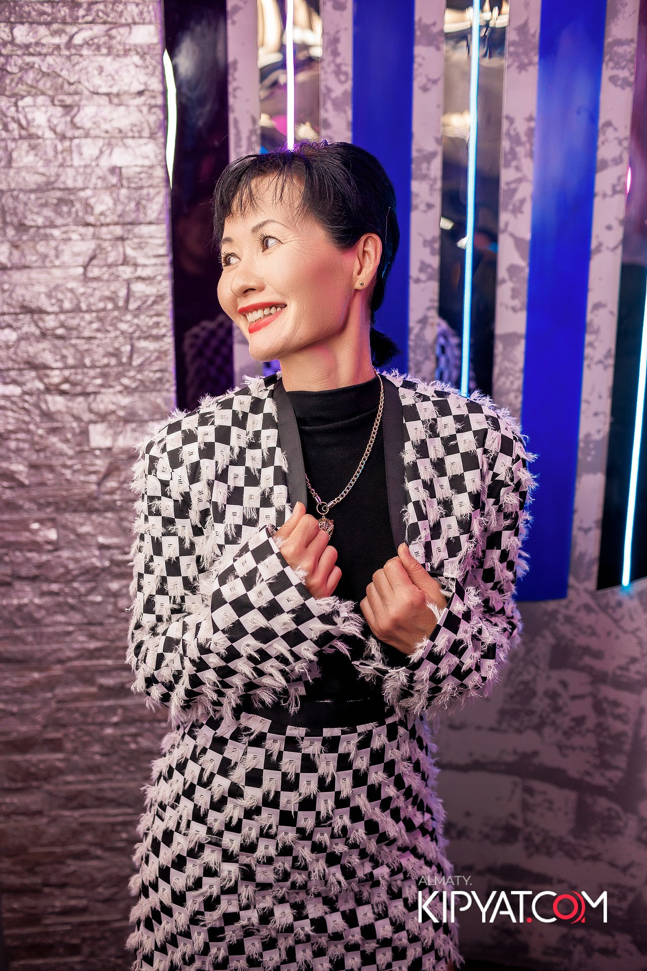 УХО И МЕДВЕДЬ НА ГАГАРИНА. КИПЯТКОМ АЛМАТЫ!