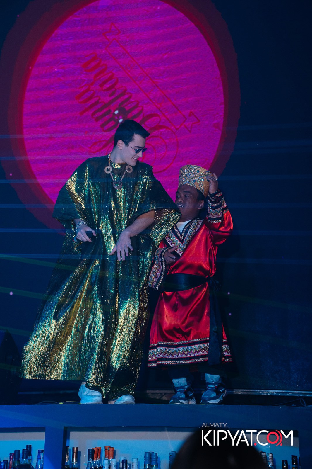 SANTA BARBARA — ВЫСТУПЛЕНИЕ LIZWI. КИПЯТКОМ АЛМАТЫ!