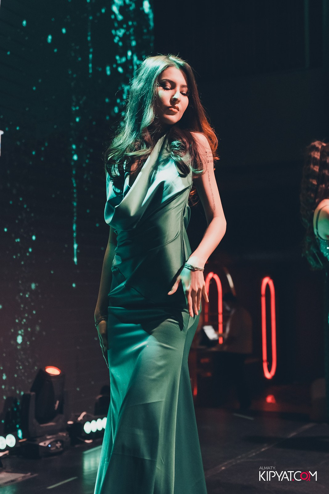 QUEEN. КИПЯТКОМ АЛМАТЫ!