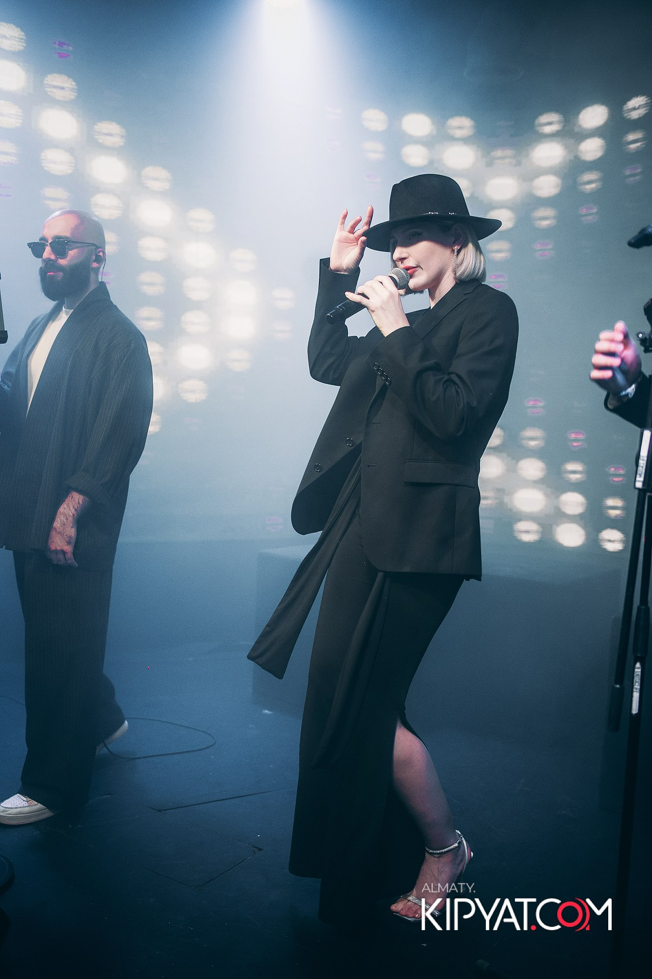 QUEST PISTOLS В РЕСТОРАНЕ NINO. КИПЯТКОМ АЛМАТЫ!