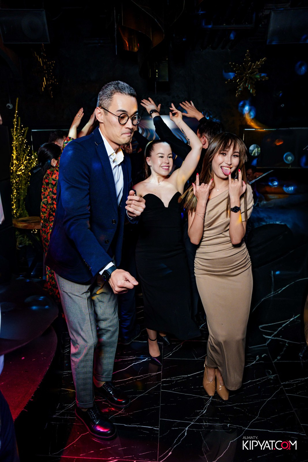 MOOD KARAOKE &TERRACE. КИПЯТКОМ АЛМАТЫ!