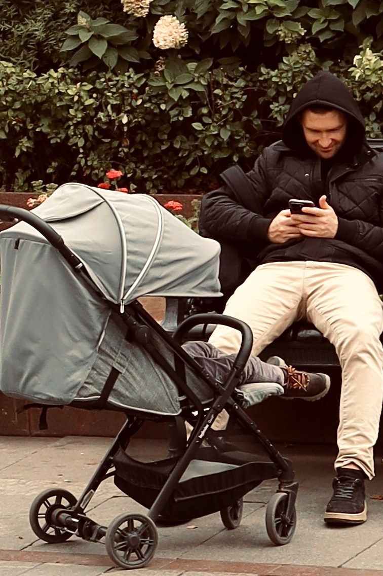 Стрит. Фотограф в Москве — Рина Серёгина — съёмка в студии и репортаж