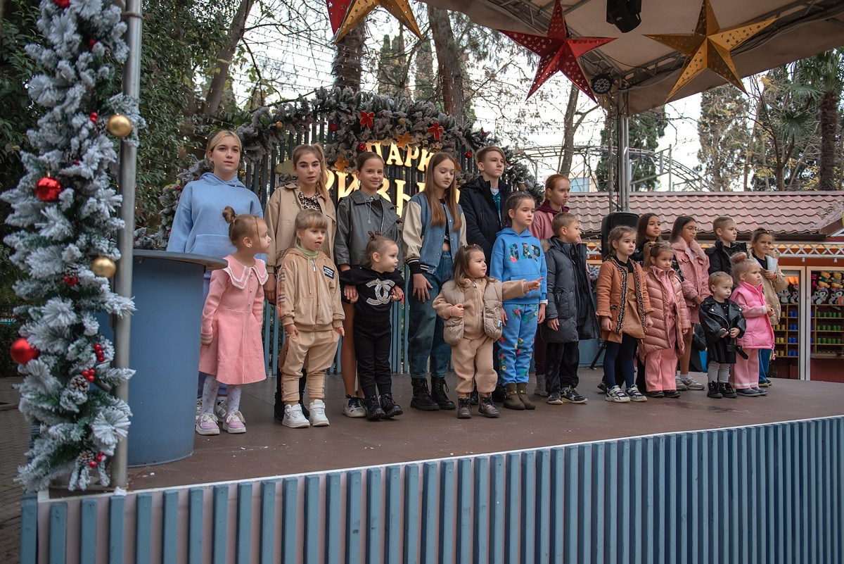 Парк Ривьера дефиле HAPPYkids. Семейный и коммерческий фотограф в Сочи Александр Бодунов