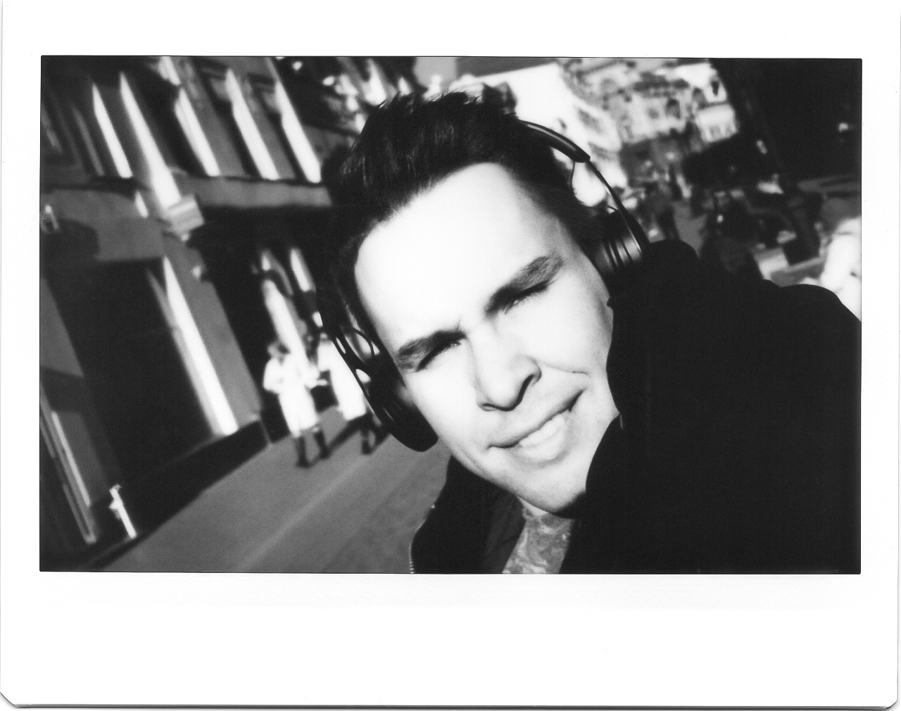 Polaroid. Фотограф и видеограф в Москве Алексей Толстиков