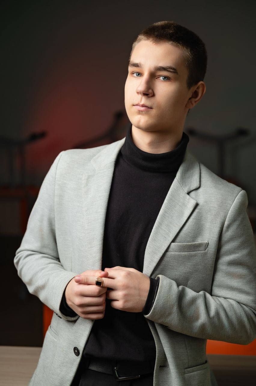 Выпускной альбом для 9-11 классов в СПб и ЛО. Выпускные альбомы для школы и детского сада в СПб и ЛО