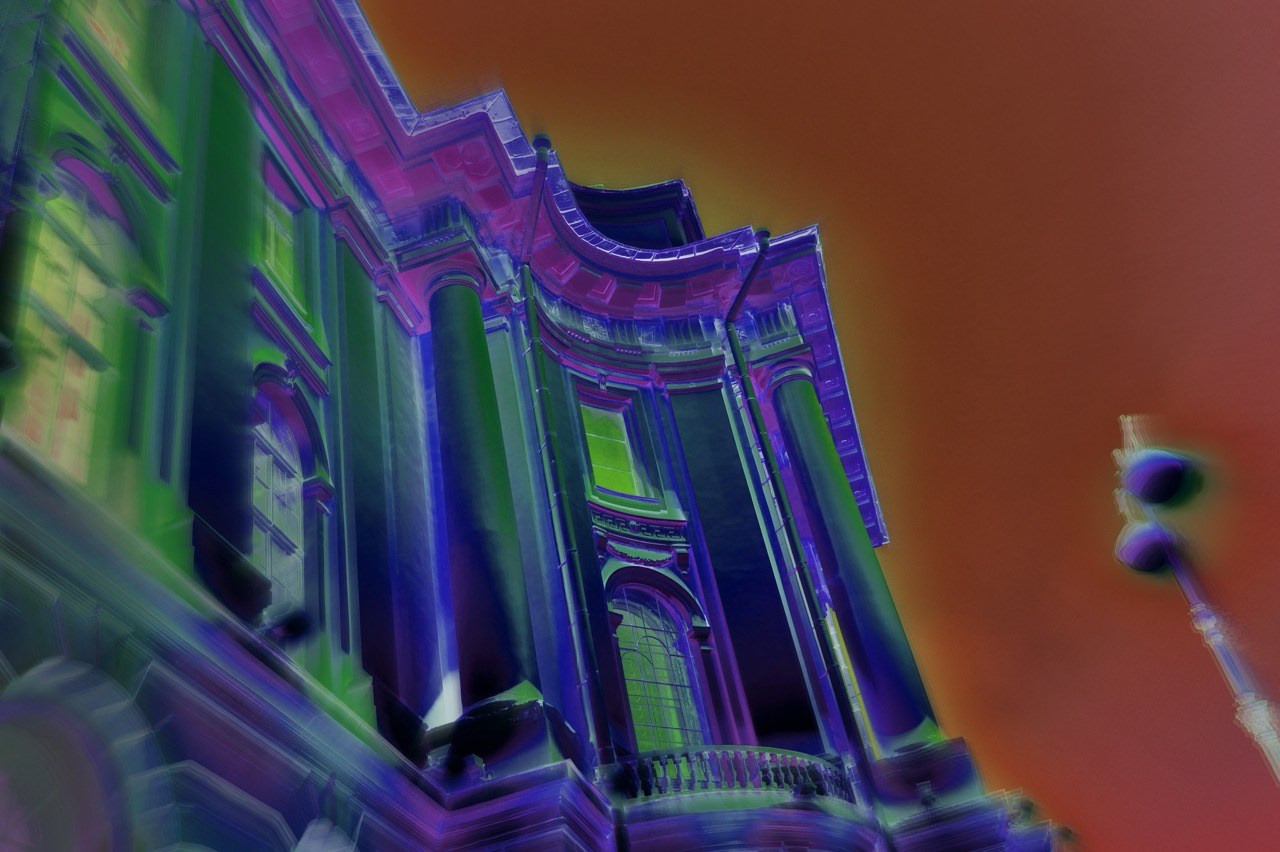 NEON LIGHT. VISUAL ARTIST