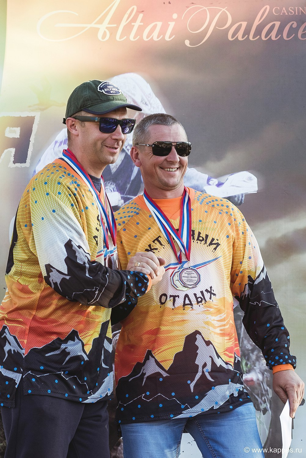 Короли бездорожья  репортаж Горный Алтай. Фотограф Опыт Качество Скорость Горный Алтай Барнаул