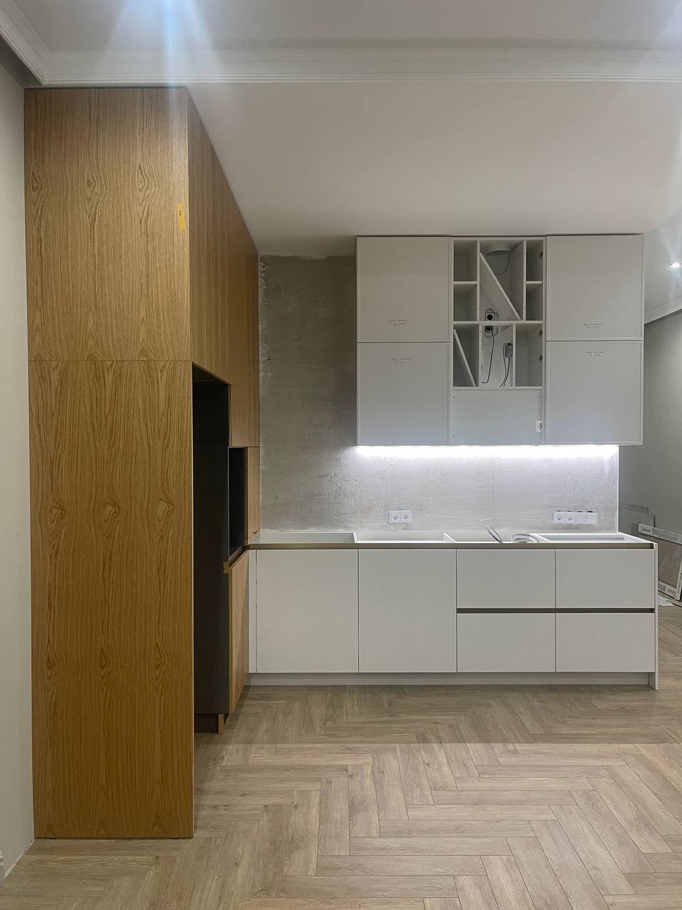 Фото с монтажа |Мебель на заказа: кухни, шкафы и т.д. в Томске. ГУДРУМ — Мебель на заказ в Томске | Кухни | Шкафы | Стулья и Столы