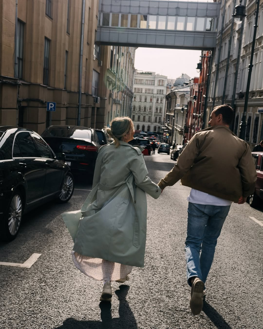 Lovestory прогулка. Женский и лавстори фотограф в Москве Елена Аксютко