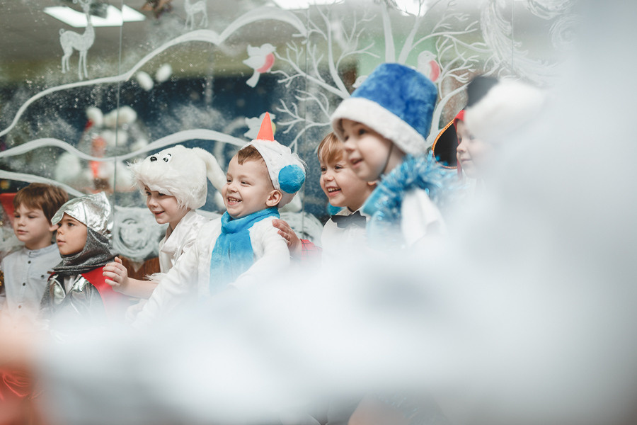 НОВОГОДНИЙ УТРЕННИК В ДЕТСКОМ САДУ. Фотограф Наташа Румянцева