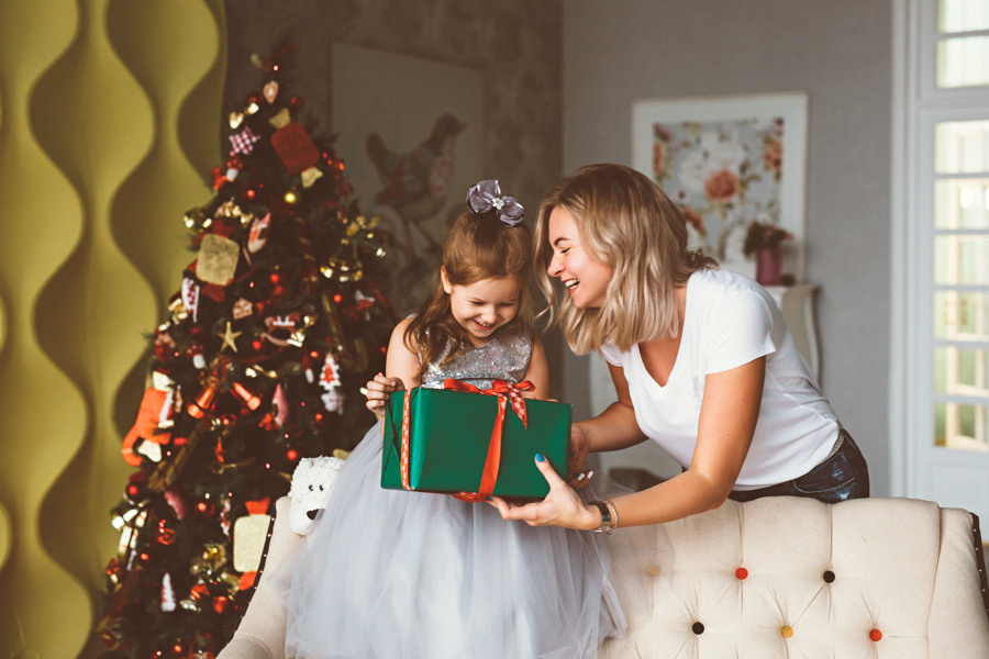 Па-па-па-па-подарочки. Фотограф Наташа Румянцева