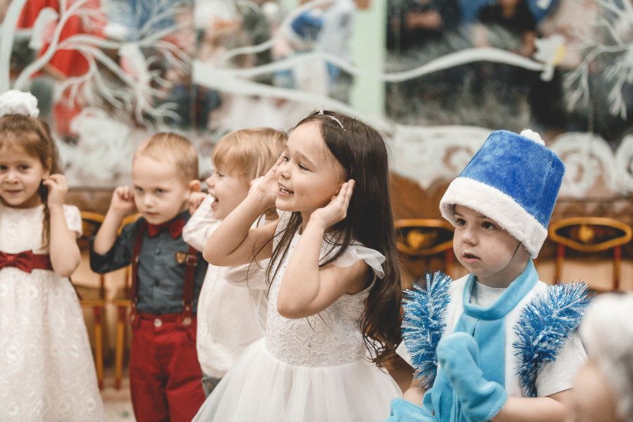НОВОГОДНИЙ УТРЕННИК В ДЕТСКОМ САДУ. Фотограф Наташа Румянцева