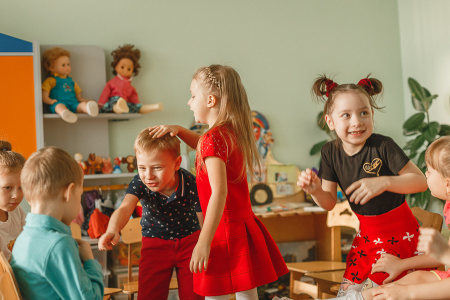 ОДИН ДЕНЬ В ДЕТСКОМ САДУ |  1869 Переделкино. Фотограф Наташа Румянцева