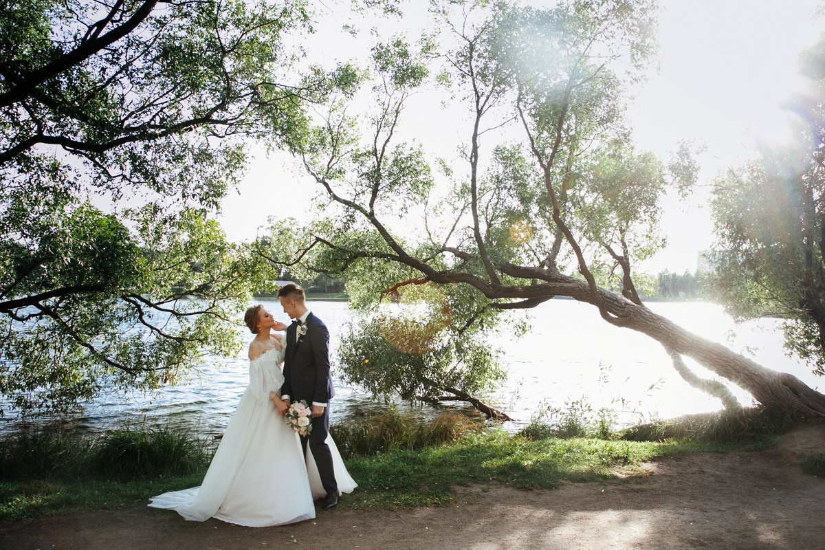 Свадебный фотограф в СПб. Фотограф крещение венчание в Петербурге! Помогает подобрать храм и посоветовал душевного батюшку в СПб