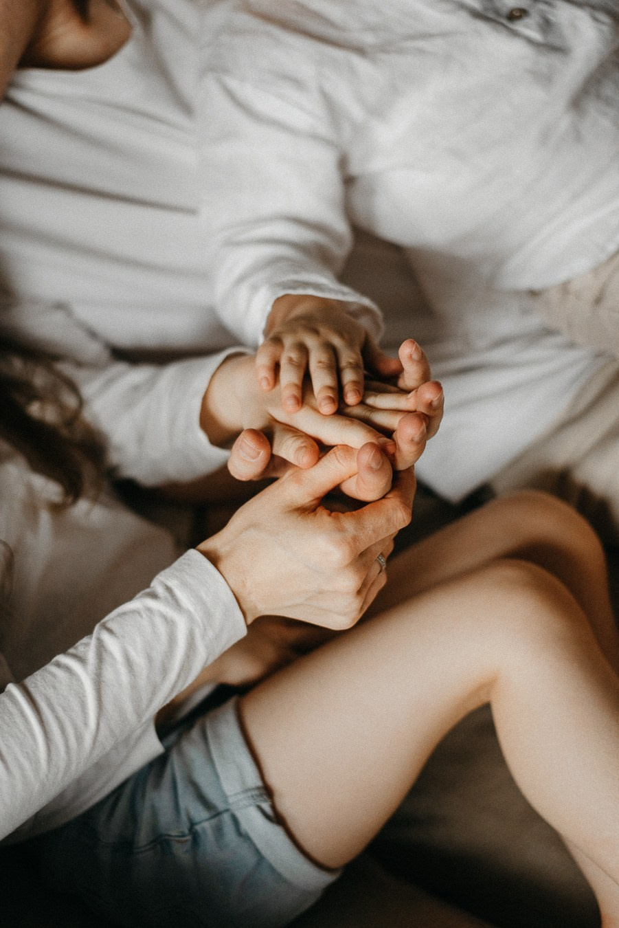 Костя, Яна, Кристина, Леон | дома